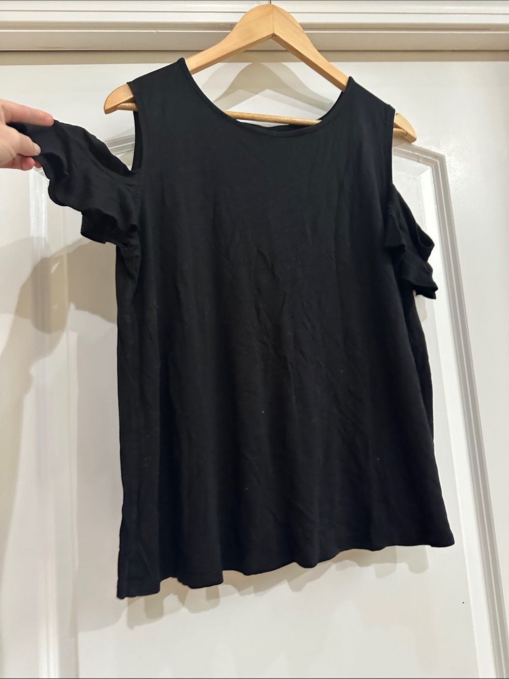Old Navy Black Cold-Shoulder Ruffle Sleeve Tank Top